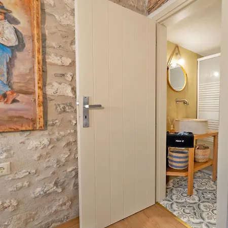 Melias Olive Retreat