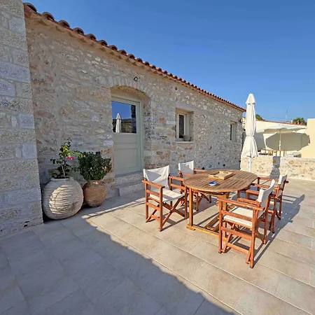 Melias Olive Retreat מלון דירות