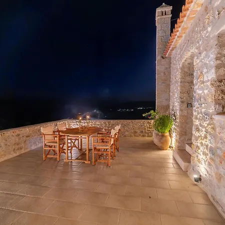 Melias Olive Retreat מלון דירות 3*