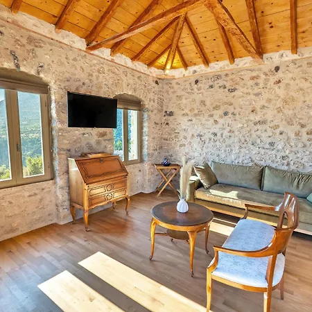 Melias Olive Retreat Kelefa