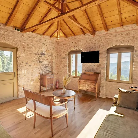 מלון דירות Melias Olive Retreat 3*